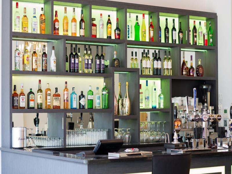 The Park Hotel بارنستابل المظهر الخارجي الصورة